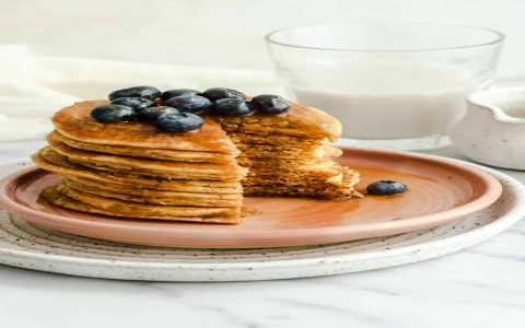 How to Bake Banana Bread with Protein Pancake Mix? Try This Simple and Quick Recipe.