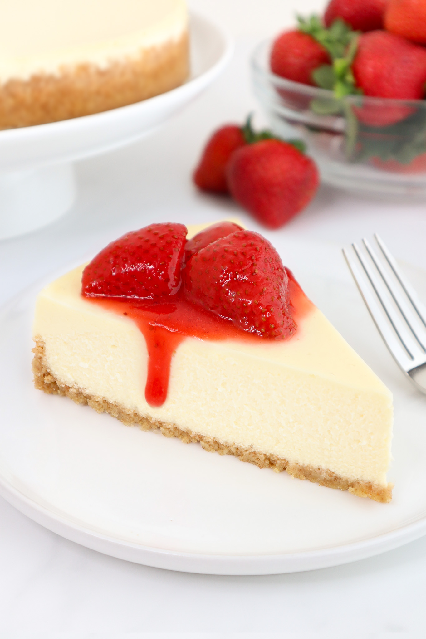 Juniors Cheesecake Strawberry Topping Recipe: Follow These Simple Instructions to Make a Classic Cheesecake Topping