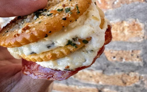 Philadelphia Cream Cheese Sandwich Recipes (Top Picks for a Tasty Snack)