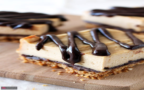 Make Delicious Chocolate and Peanut Butter Cheesecake Bars: A Quick Dessert Idea