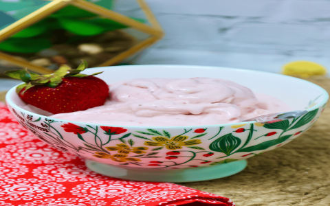 How to Make Strawberry Frozen Yogurt with Ninja Creami? Simple Steps for a Healthy Dessert!