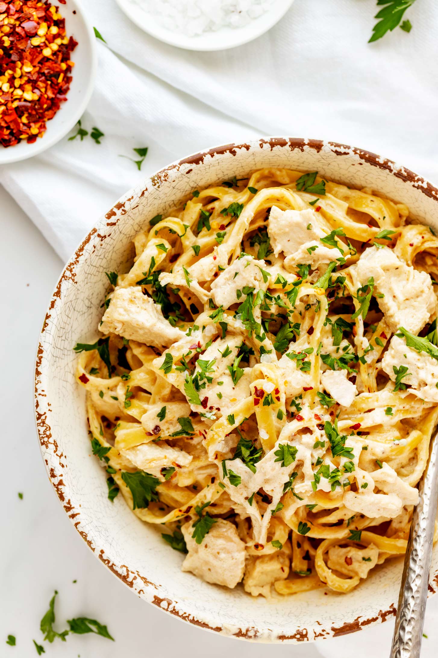 Crock Pot Chicken Alfredo With Cream Cheese Recipe: The Best Comfort Food You Will Ever Try