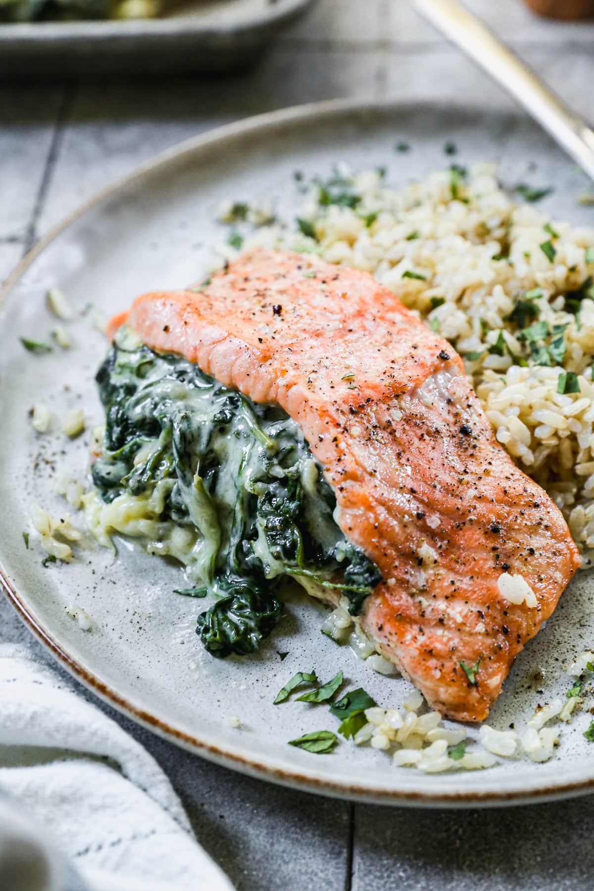 stuffed salmon with cream cheese and spinach recipe, the easiest way for you to make a delicious dinner