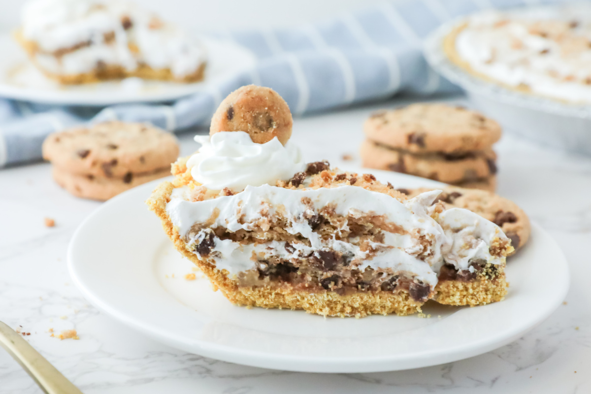 Easy Chocolate Chip Cookie and Cool Whip Dessert: Your New Favorite Treat in Simple Steps!