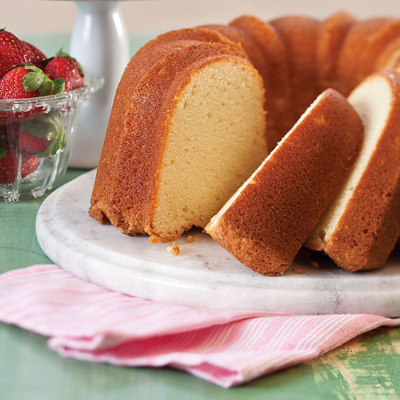 Easy Paula Deen Pound Cake Recipe with Heavy Cream: A Southern Classic You Can Make Today.