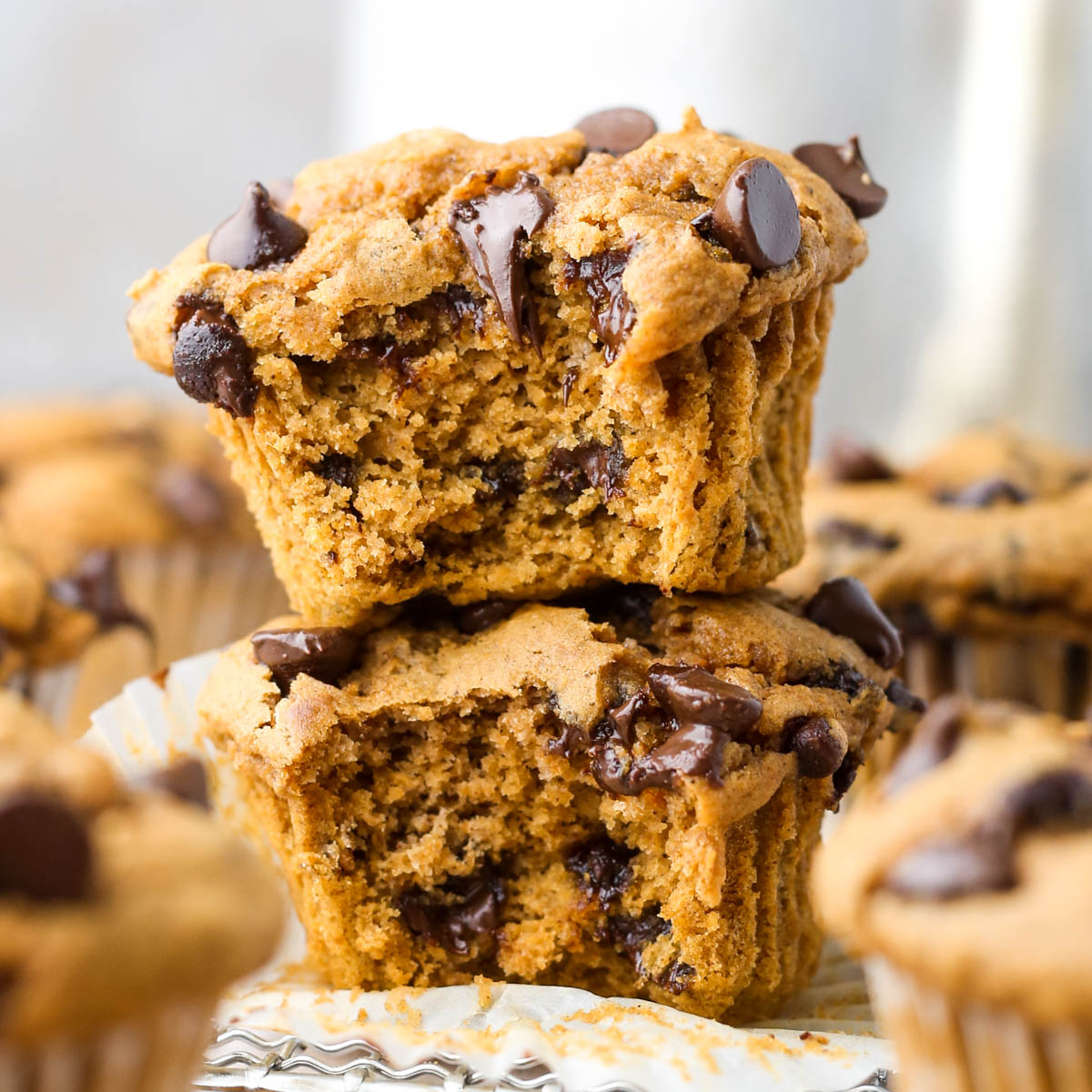 Want Easy Baking Pumpkin Chocolate Chip Muffins 3 Ingredients? Here is Your Recipe.