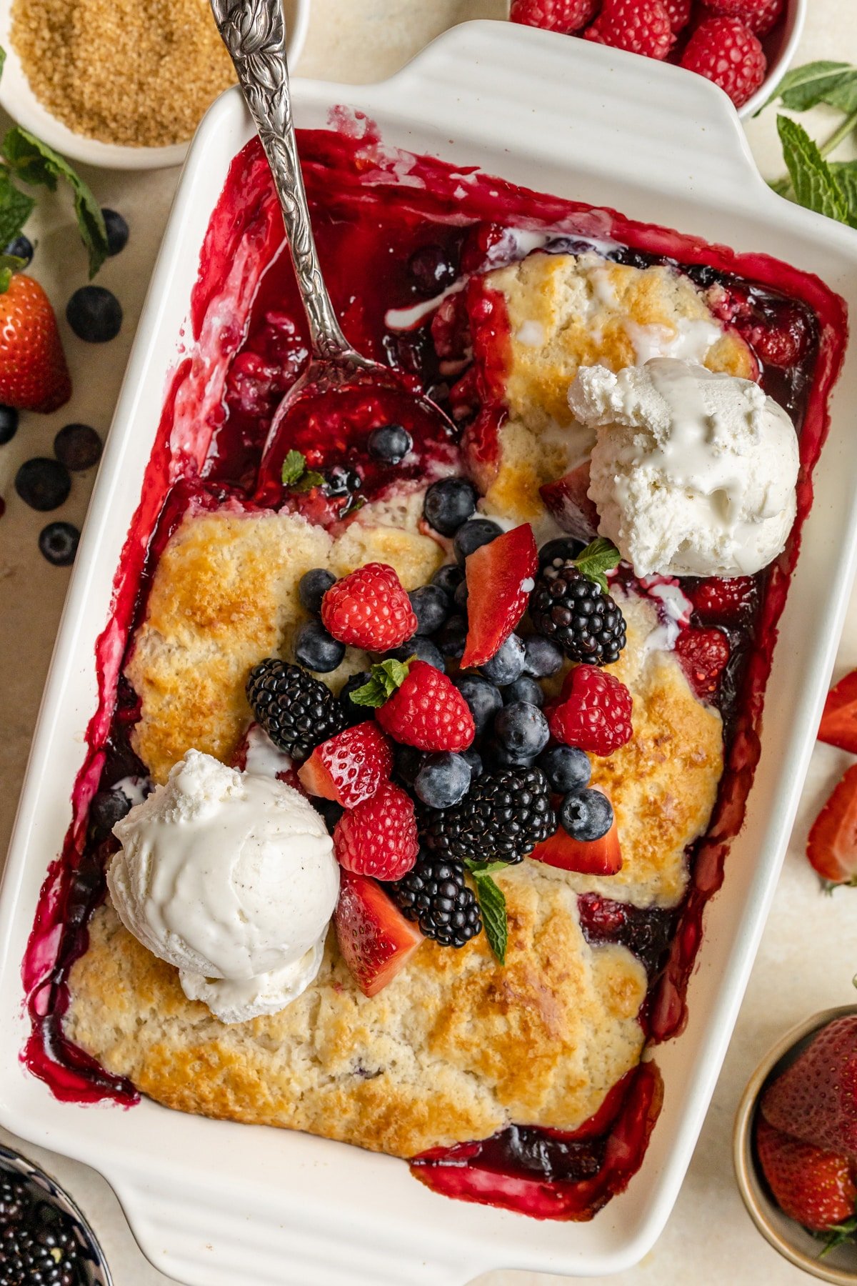 Mixed Berry Cobbler Recipe with Frozen Berries: How to Get Amazing Flavor Every Time