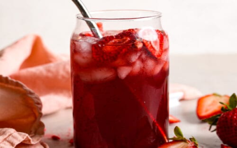 Strawberry Acai Ingredients Starbucks: A Simple Breakdown List For You!