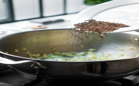 Caraway Seeds Substitute: What to Use in a Pinch? Best Alternatives For Caraway
