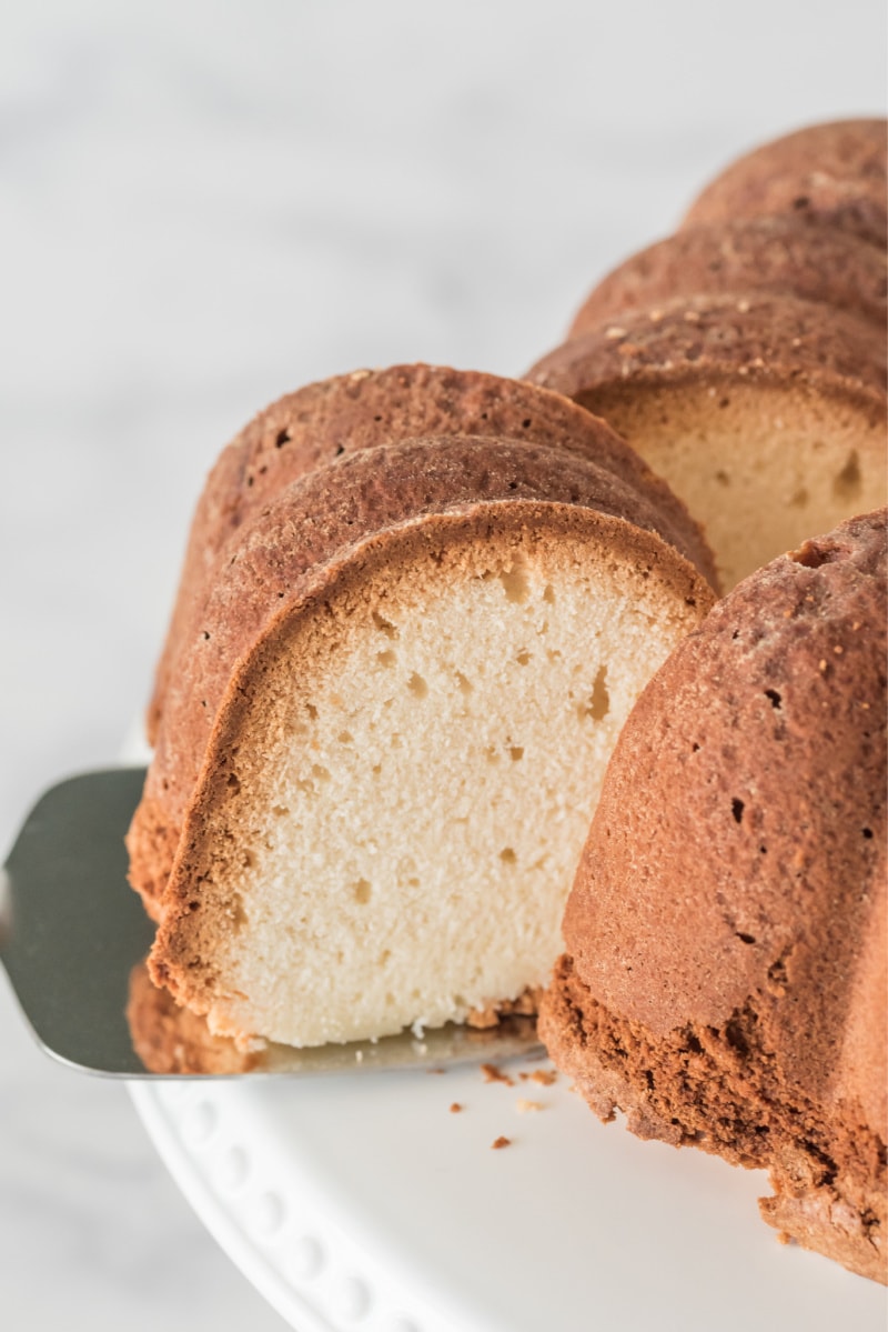 Paula Deen Cream Cheese Pound Cake Recipe, Simple and Delicious