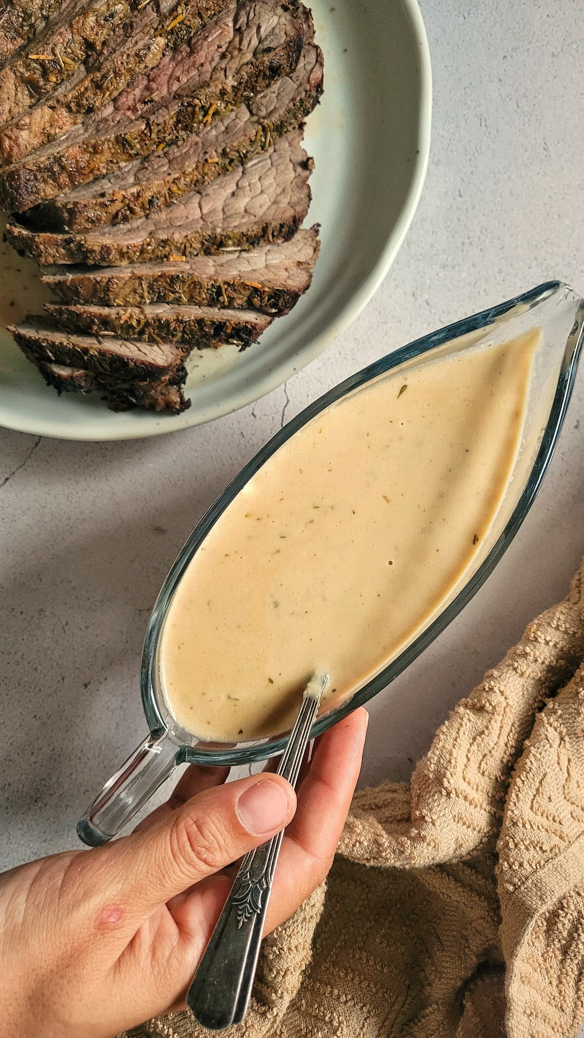 Can You Make Gravy With Coconut Flour? A Quick and Tasty Alternative Way!