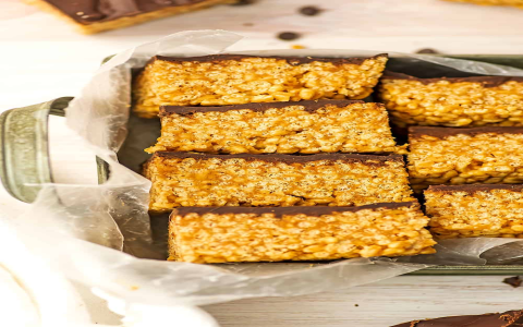 Rice Krispies White Chocolate Peanut Butter: Get the Scoop on Making This Sweet and Salty Treat in Minutes at Home
