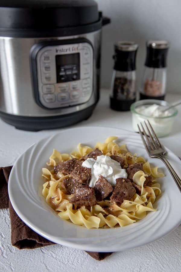 Beef Sirloin Tip Roast in Pressure Cooker: Make It Tonight!