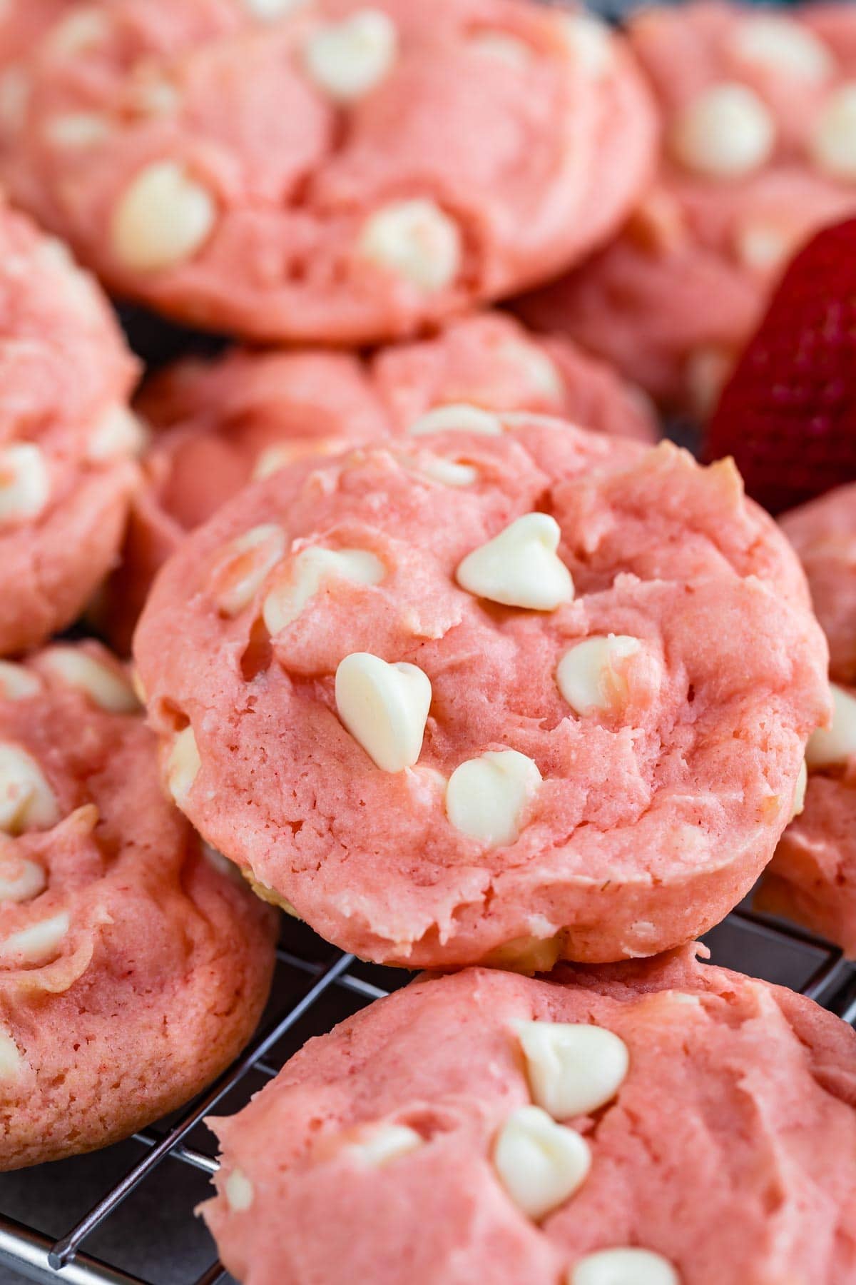 Quick Strawberry Cookies Using Pillsbury Cake Mix: Step-by-Step Guide for Beginners