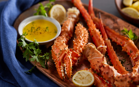 What to Serve with Crab Legs: Delicious Pairings to Try Now!