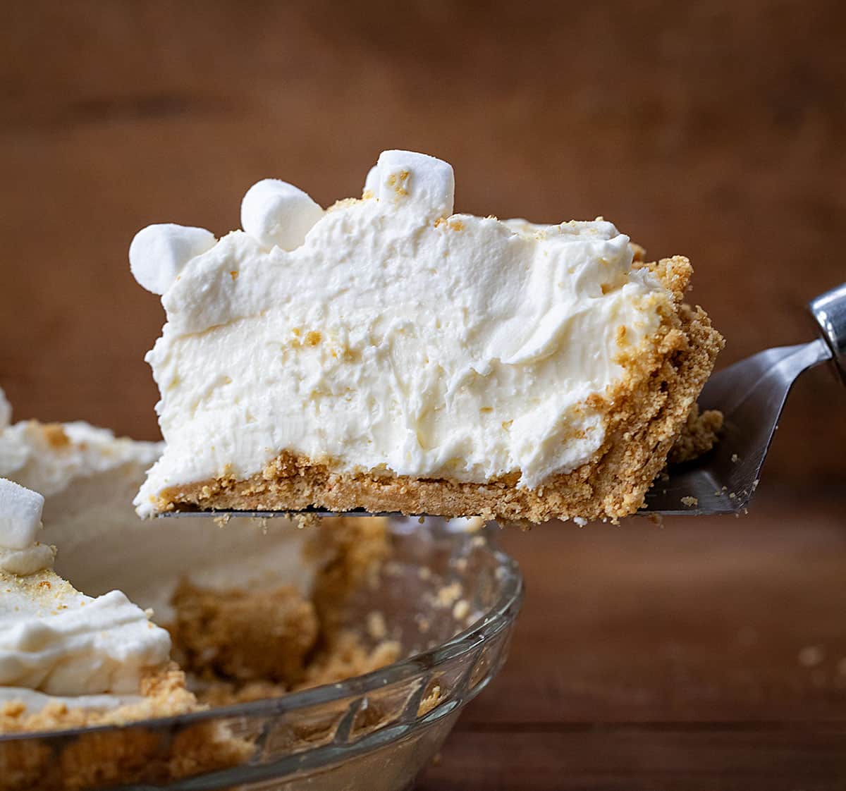 Marshmallow Cream and Cream Cheese Frosting: This is The Only Recipe Youll Ever Need