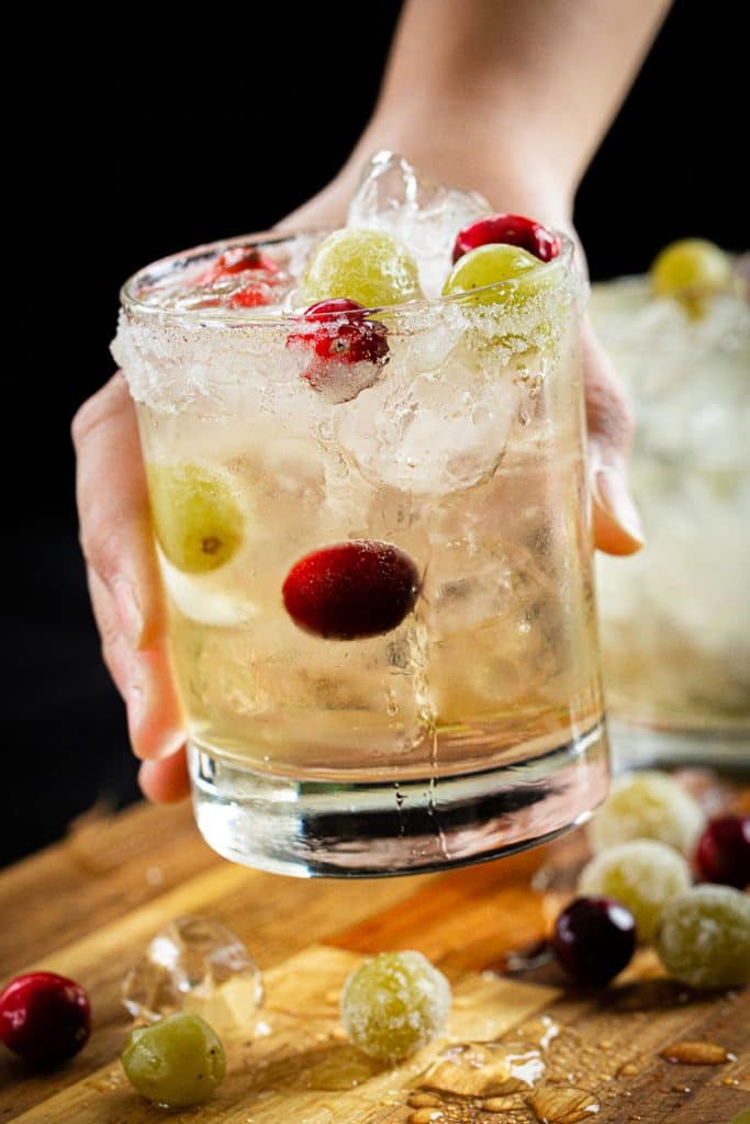 Easy Mocktails with Sparkling Grape Juice: Try These Fun and Fizzy Non-Alcoholic Drink Recipes Tonight!