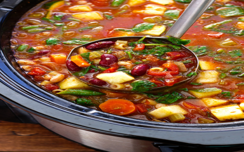 Crock Pot Lunch Crock Food Warmer Recipes: Easy Ways to Enjoy Hot Meals at Work!