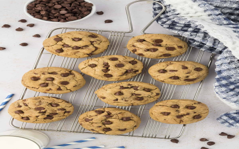 Recipe Calls for 6 oz Chocolate Chips? Heres the Cup Equivalent.