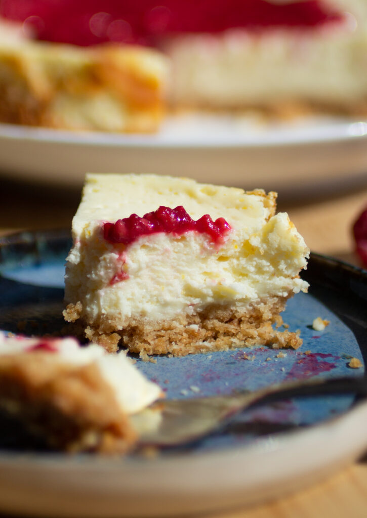 Cottage Cheese and Yogurt Cheesecake: A Quick Dessert Idea!