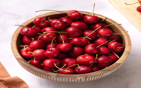 Fruits that start with the letter M? Top Picks.