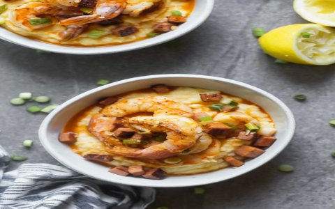 Simple Sides for Shrimp and Grits: Delicious Meal Ideas