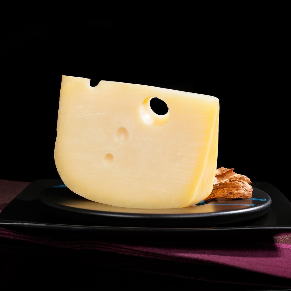 Emmental Cheese Substitute: Find the Perfect Match for Cooking.