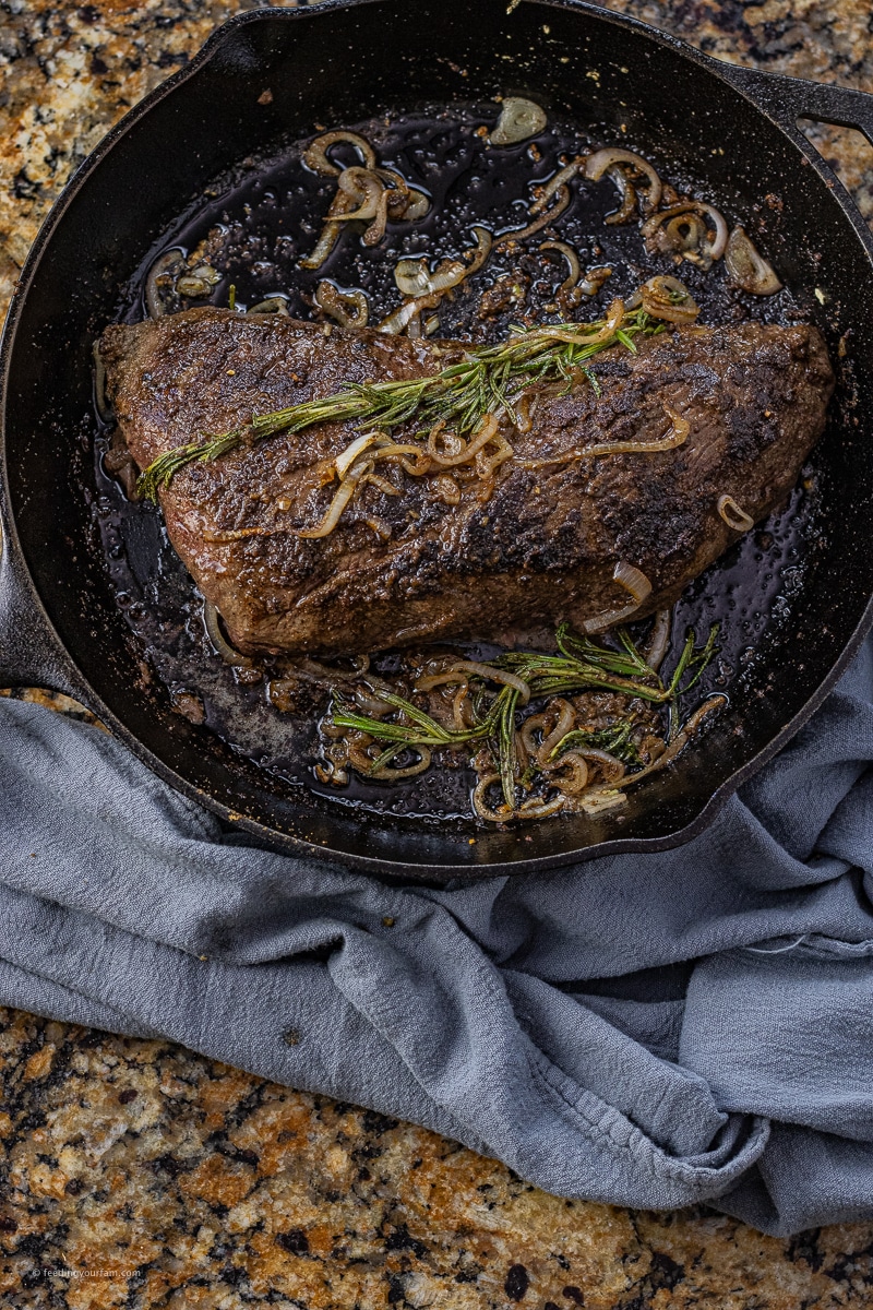 Tri Tip Cast Iron Recipe: So Good! (Your Family Will Love This)