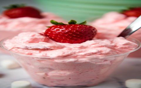 Cottage Cheese and Yogurt Cheesecake: A Quick Dessert Idea!