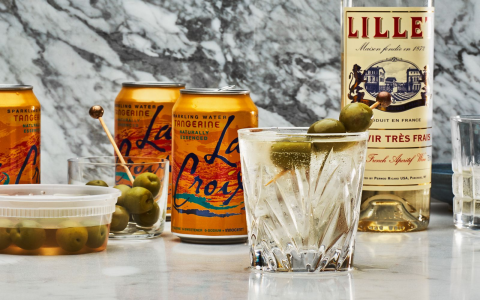 Best Pineapple Alcoholic Drinks in a Can: Taste Test & Review