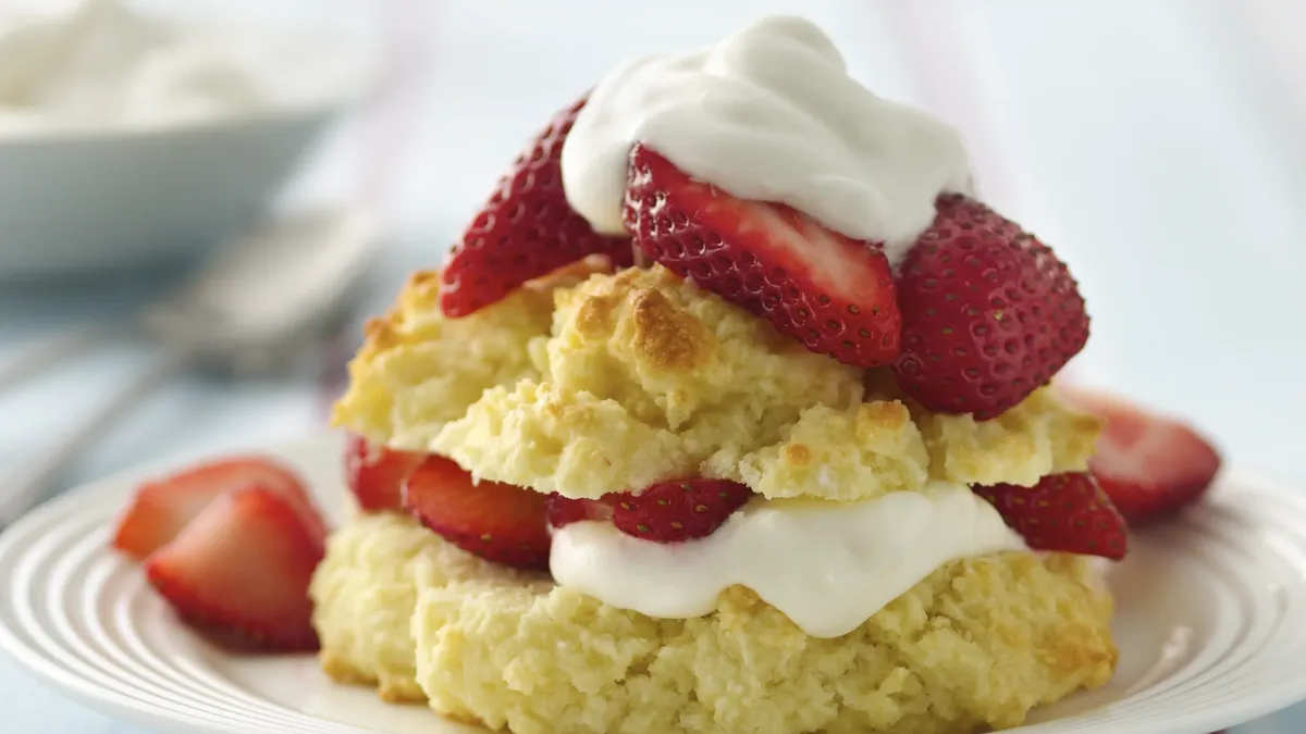 Bisquick Gluten Free Strawberry Shortcake: Easy Recipe for Beginners!