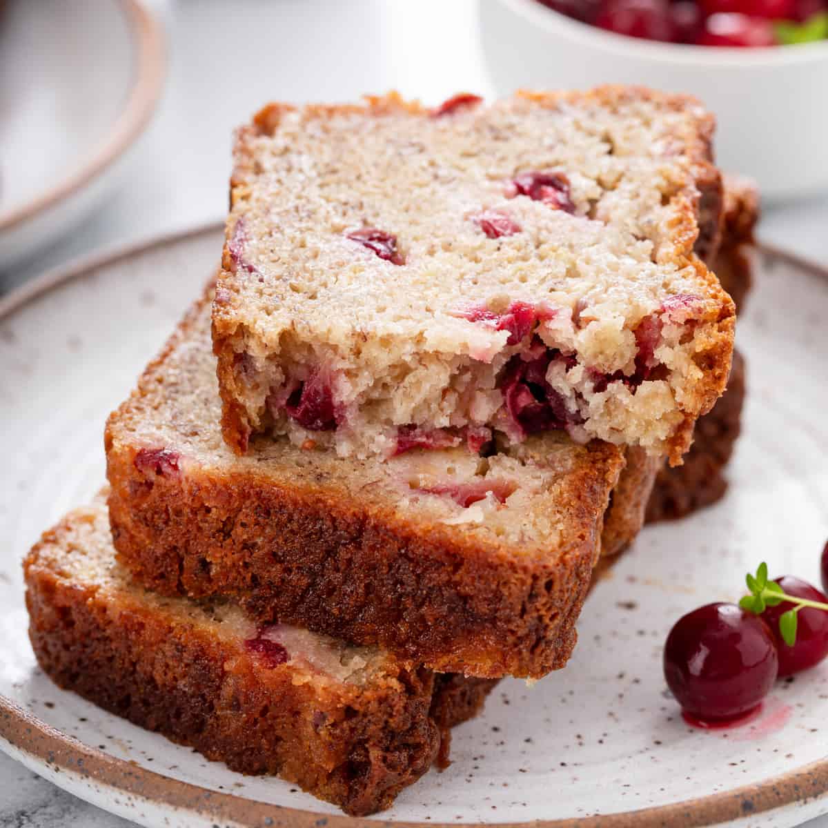 Yummy Banana Bread with Dried Cranberries: A Family Favorite!