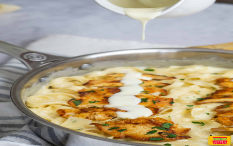 Make Crispy Chicken Alfredo at Home: Simple Steps, Amazing Flavor.