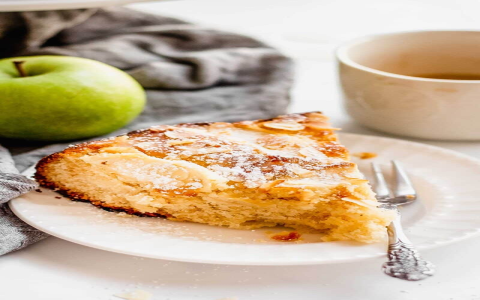 Almond Flour Apple Cake: It Is Gluten Free and Tasty!