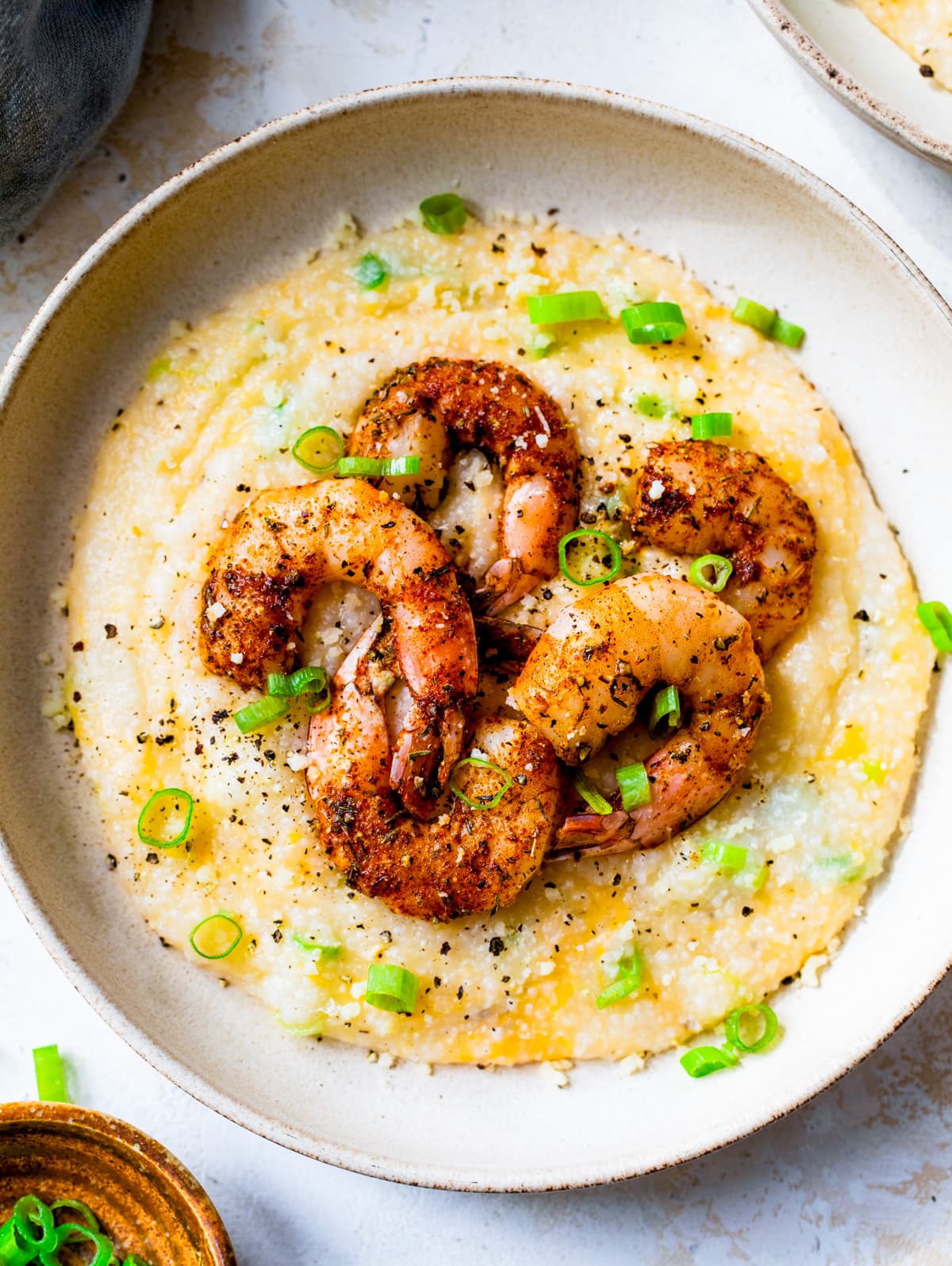 Simple Sides for Shrimp and Grits: Delicious Meal Ideas