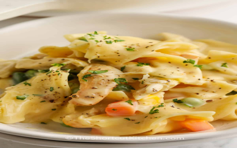 Chicken Noodles Over Mashed Potatoes Recipe: Simple Steps, Amazing Flavor.