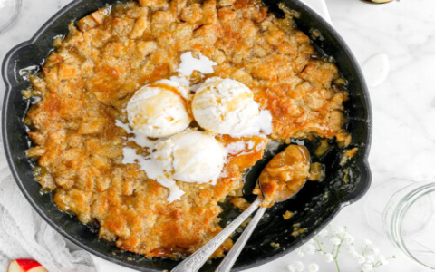 How to Make Caramel Apple Dump Cake (Caramel Bits Guide)