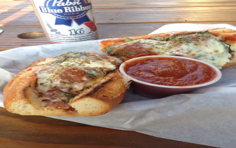 What Goes With Meatball Subs? Tasty Pairings (Beyond the Usual Side Dishes)