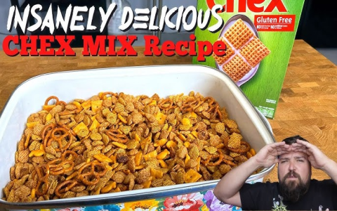 Texas Trash Recipe: Your Go-To Party Snack!