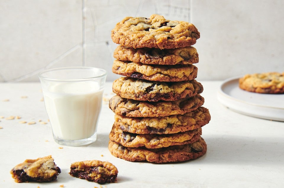 King Arthur Chocolate Chip Oatmeal Cookies: Easy Recipe & Baking Tips!