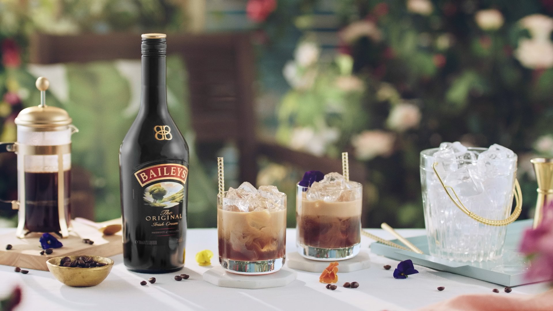 Try These Drinks with Baileys Irish Cream, and Vodka